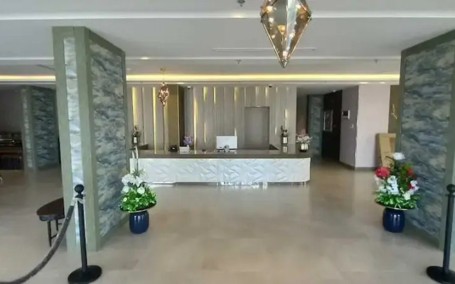 Hyatt Town 2