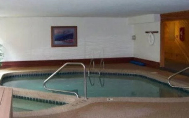 Snowdance Condominiums