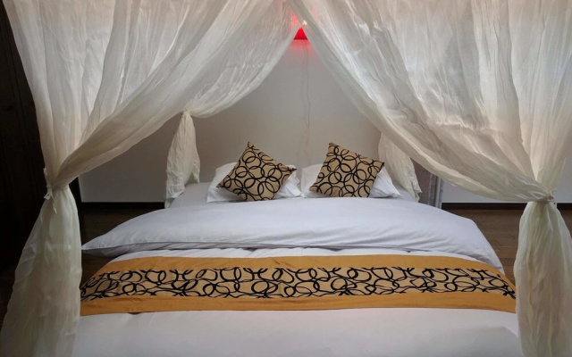 Kira Resort