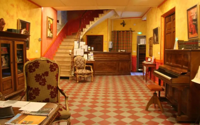 Les Arcades Le Lion Dor