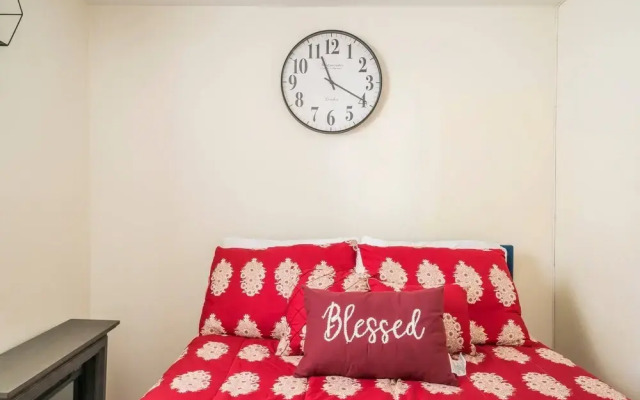 Lovely 2 Bedroom In Brooklyn Sleeps 5