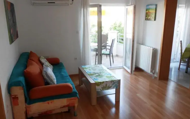 Apartments Miro