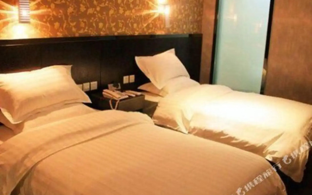 Hongxing Times Hotel (Xinjiang Normal University Wenguang Campus)