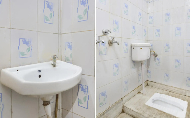 SPOT ON 66793 Kazmi Guest House