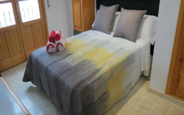 Comet Suites Elvira