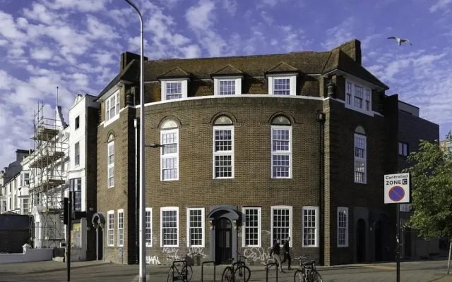 Richmond Building