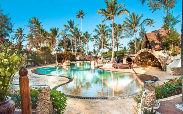 Palumboreef Beach Resort