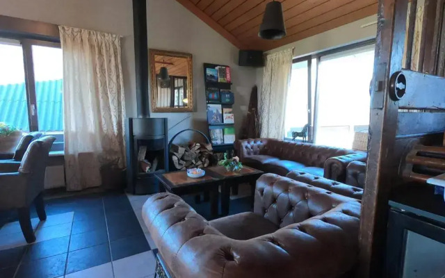 Human & Horse Hotel