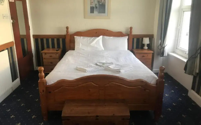 Canasta Hotel