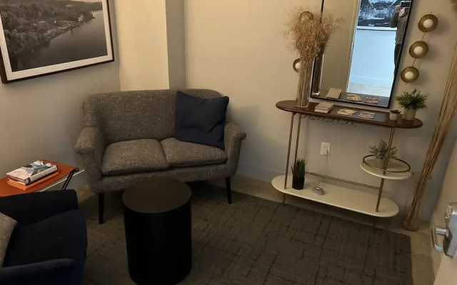 Hutton Brickyards Riverfront Hotel + Venue