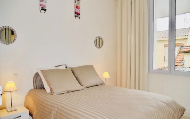 ALC - JJ17S2 - 9 min PALAIS AND BEACHES