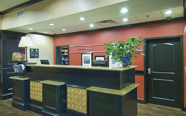 Hampton Inn & Suites Decatur