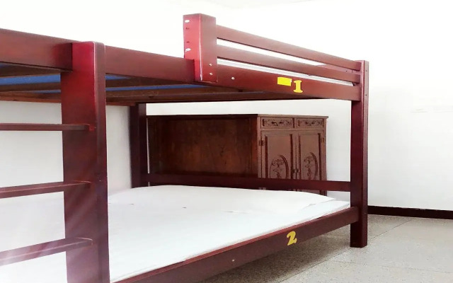 Renjoy Hotel Beijing Yonghe Temple Guijie Siheyuan