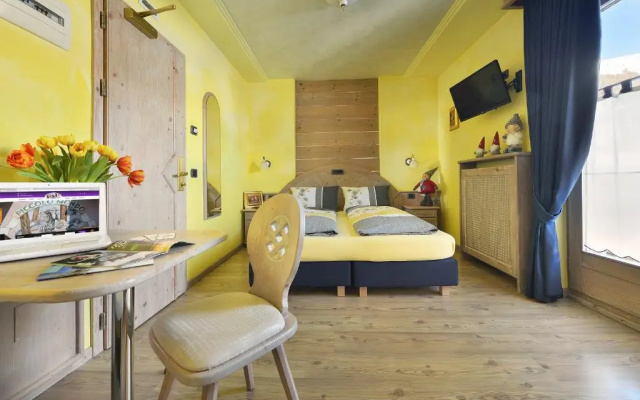 Hotel Piccolo Mondo