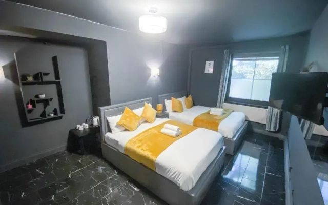 WNS Hotel
