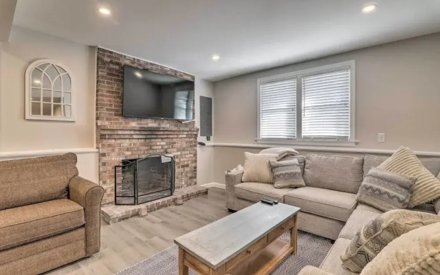 Pool Table + Fire Pit: Wooded Hyannis Haven!