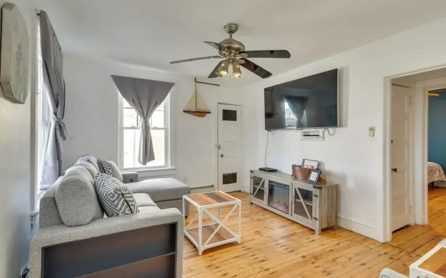 Walk to Convention Center & Boardwalk! Family Apt