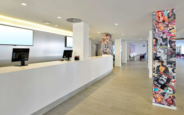 Отель Sol House Mallorca