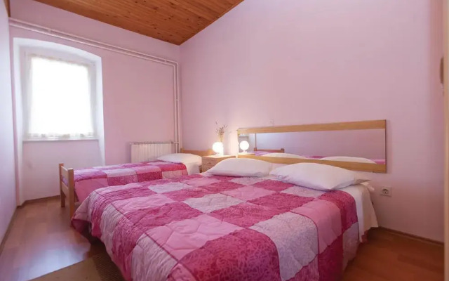 Amazing Home in Labin With Wifi and 3 Bedrooms