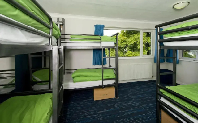 YHA Poppit Sands