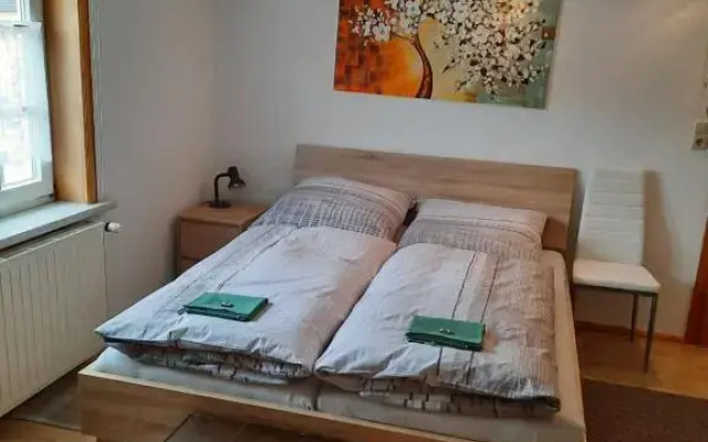 Zum Tischler