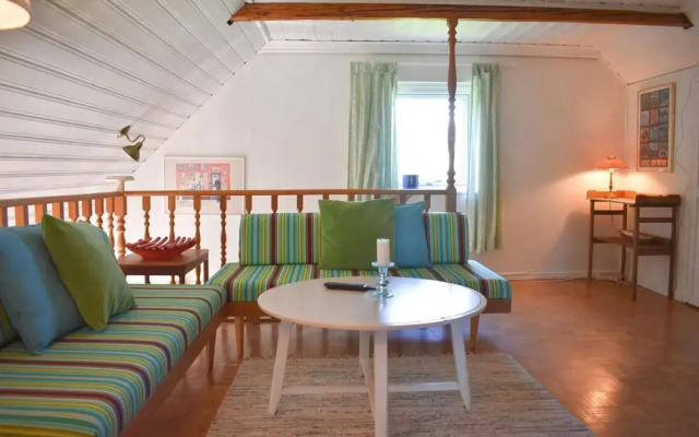 Awesome Home in Gärsnäs With 3 Bedrooms and Wifi