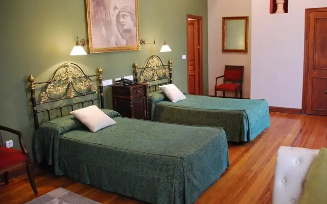 Hotel Alvar Fañez