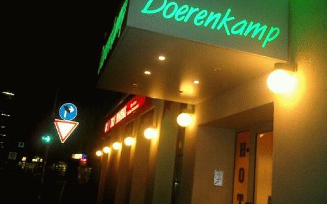 Hotel Doerenkamp Дюссельдорф вид на фасад