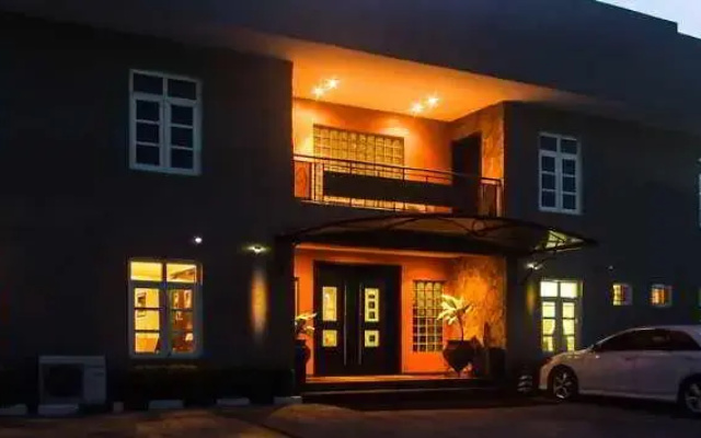 Savoy Suites