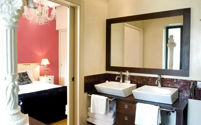 1208 - Exclusive Design Apartment