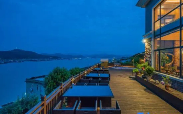 Yinhai Sanwan Hostel