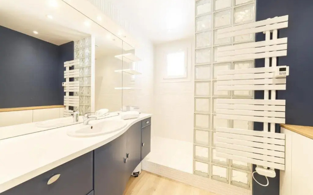 Maison moderne 8p avec double salon - Arzon