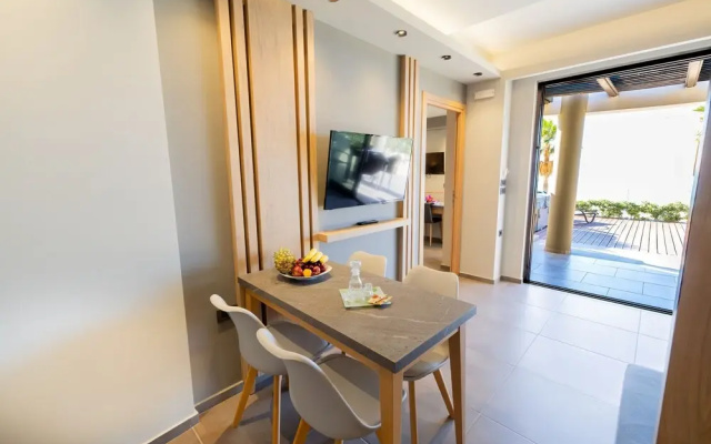 Villy Luxury Home by the Sea 2