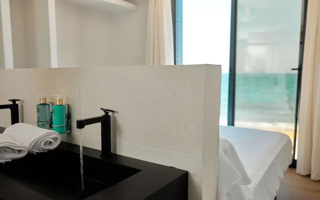 Ancon Suites