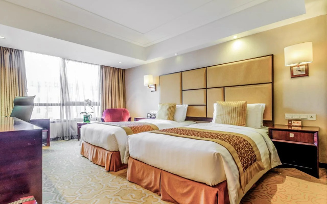 SSAW Pagoda Hotel Shanghai Baixia 