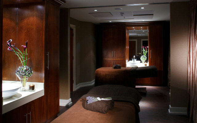 The Shelbourne, Autograph Collection