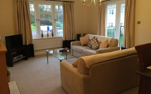 Turnberry Apartments