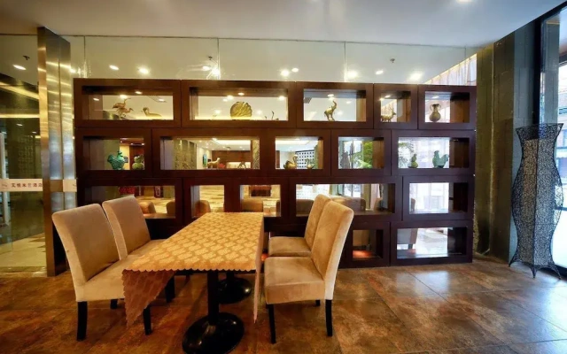 Anji PengYue Hotel