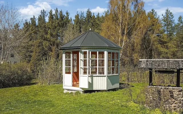 Amazing Home in Ljugarn With Sauna, 5 Bedrooms and Wifi