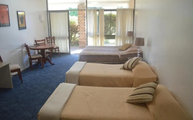 Killarney Hotel