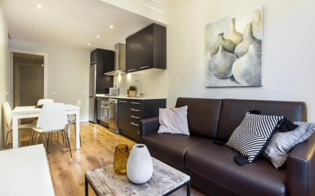 Bright and modern 2bedroom in Las Ramblas 3 1A