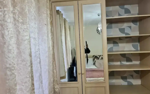 London - Sleeps 4 - Parking - Garden - Petfriendly