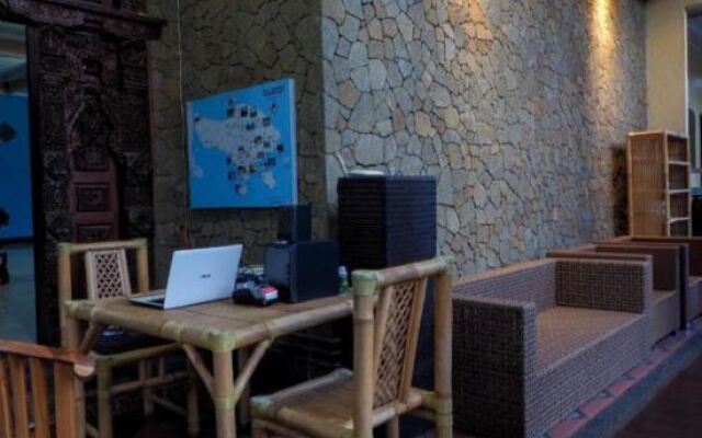 Lagas Hostel In Bali Indonesia From None Photos Reviews - 