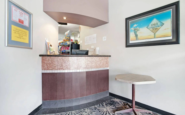 Gateshead Tavern Motel