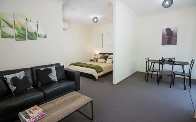 Gold Coast B n B