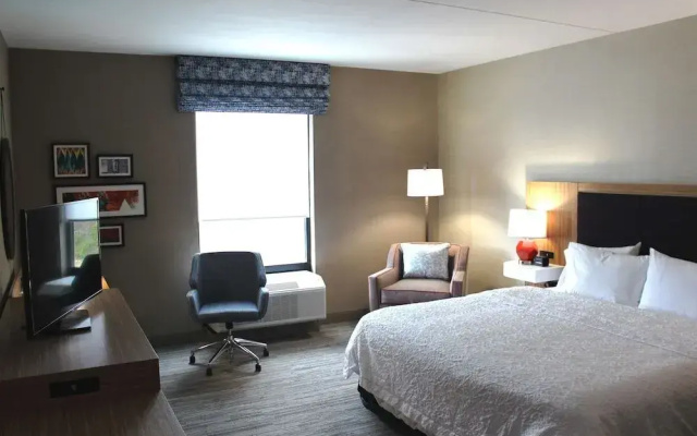 Hampton Inn Forsyth