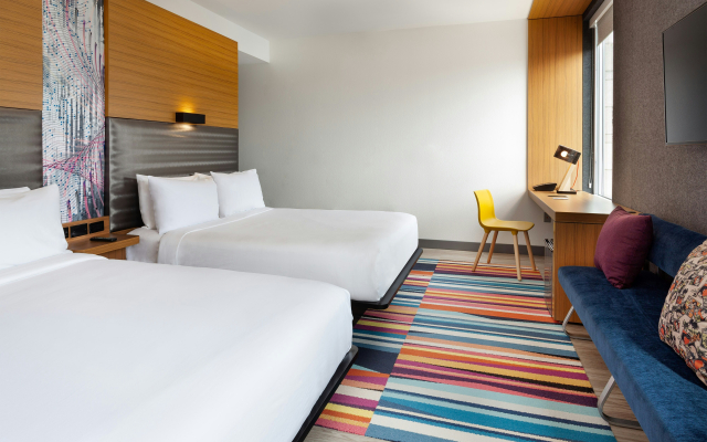 Aloft Jacksonville Tapestry Park
