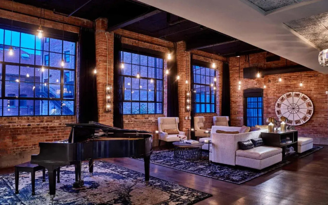 The Foundry Hotel Asheville, Curio Collection by Hilton