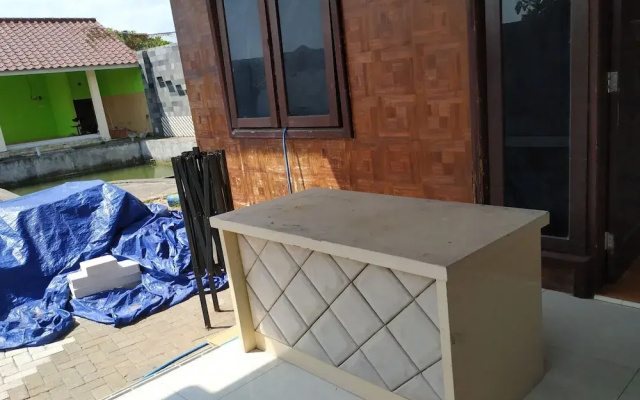 OYO 3887 Potreh Mastekah 2