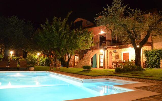 Отель B&B La Luna di Giulia Поденцана вид на фасад